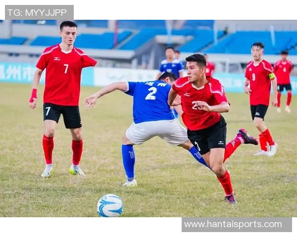 广州足球队在足球配合排行榜中荣登第八名展现团队实力与默契 广州足球队在足球配合排行榜中荣登第八名展现团队实力与默契