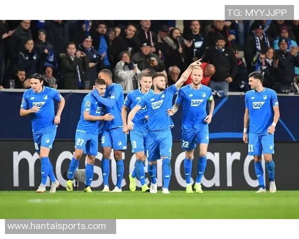 莫斯科巴达与索契的激烈对决揭示了俄超联赛的竞争魅力与球队实力较量 莫斯科巴达与索契的激烈对决揭示了俄超联赛的竞争魅力与球队实力较量