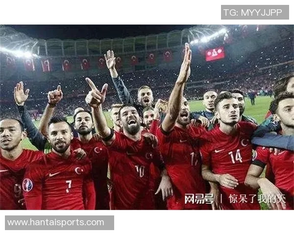 松本山与雅熊本深红激战正酣球迷热情高涨期待精彩对决 松本山与雅熊本深红激战正酣球迷热情高涨期待精彩对决