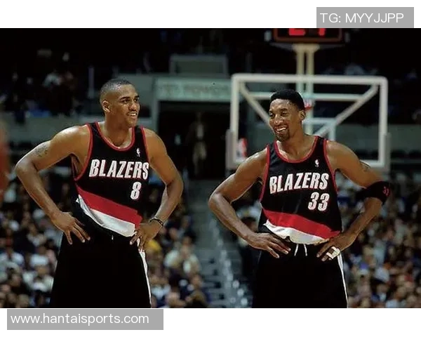 2007年NBA季后赛开拓者与爵士的激烈对决回顾与分析