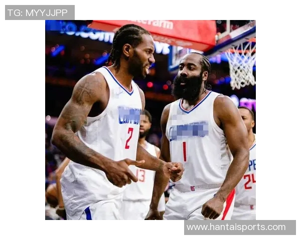 火箭队与快船队激战正酣精彩直播中不容错过的篮球盛宴