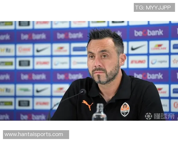 欧本与亨克激战正酣比分悬念迭起引发球迷热议 欧本与亨克激战正酣比分悬念迭起引发球迷热议