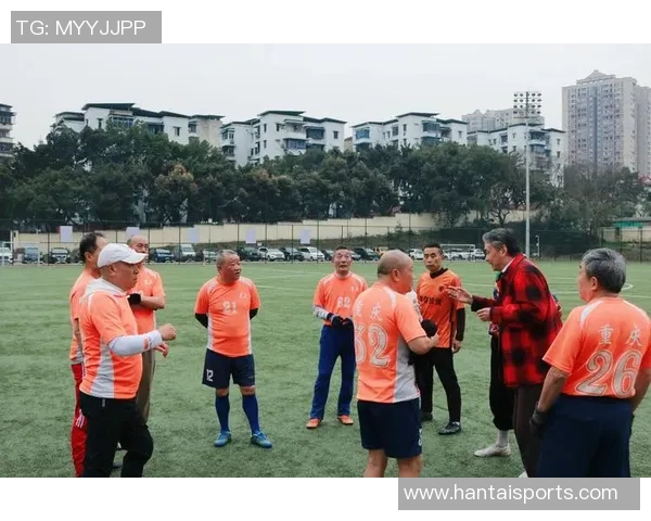 重庆足球队团队协作新模式探讨与热议推动足球发展新篇章